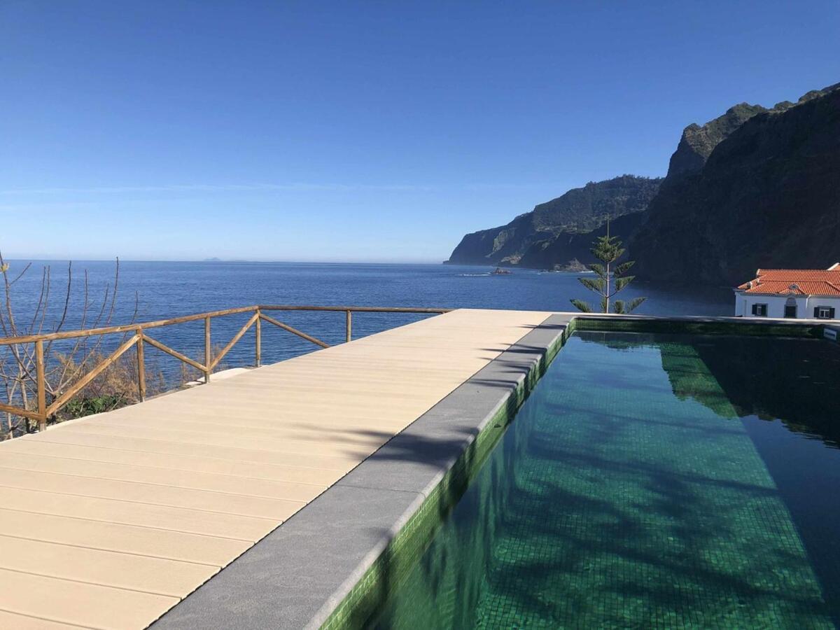 Вилла Casa Del Mar- Wonderfull Sea Views & Swimming Pool Понта-Делгада Экстерьер фото