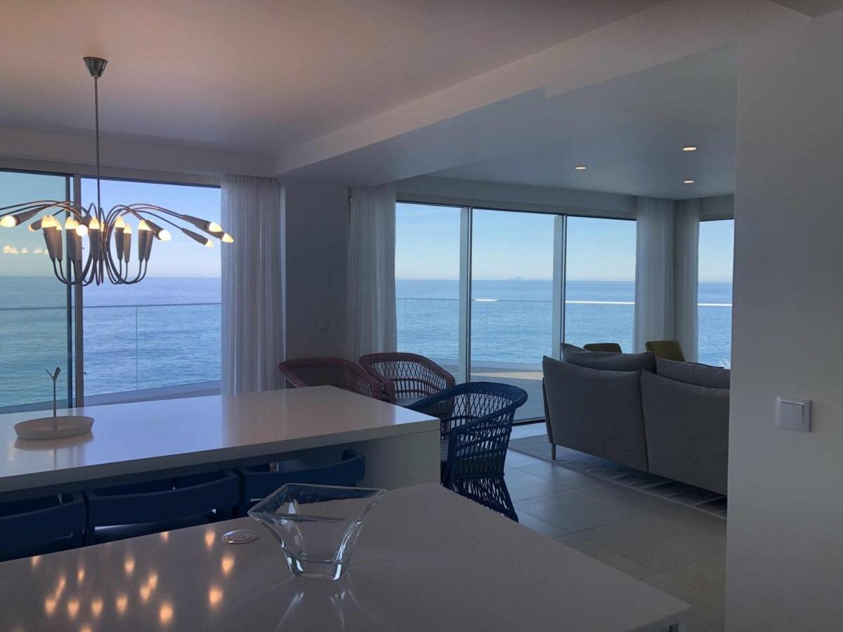 Вилла Casa Del Mar- Wonderfull Sea Views & Swimming Pool Понта-Делгада Экстерьер фото